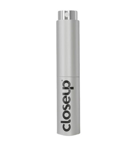 CloseUp Spray White Now 1