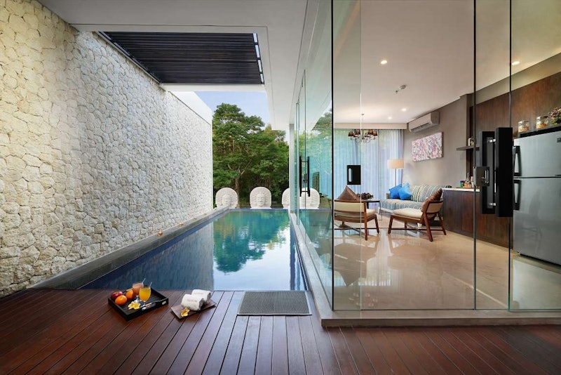The Sterling Hotel & Villa's 1