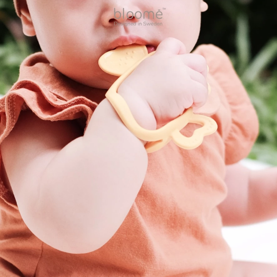 Bloome BLOOME Baby Silicone Bee Teether