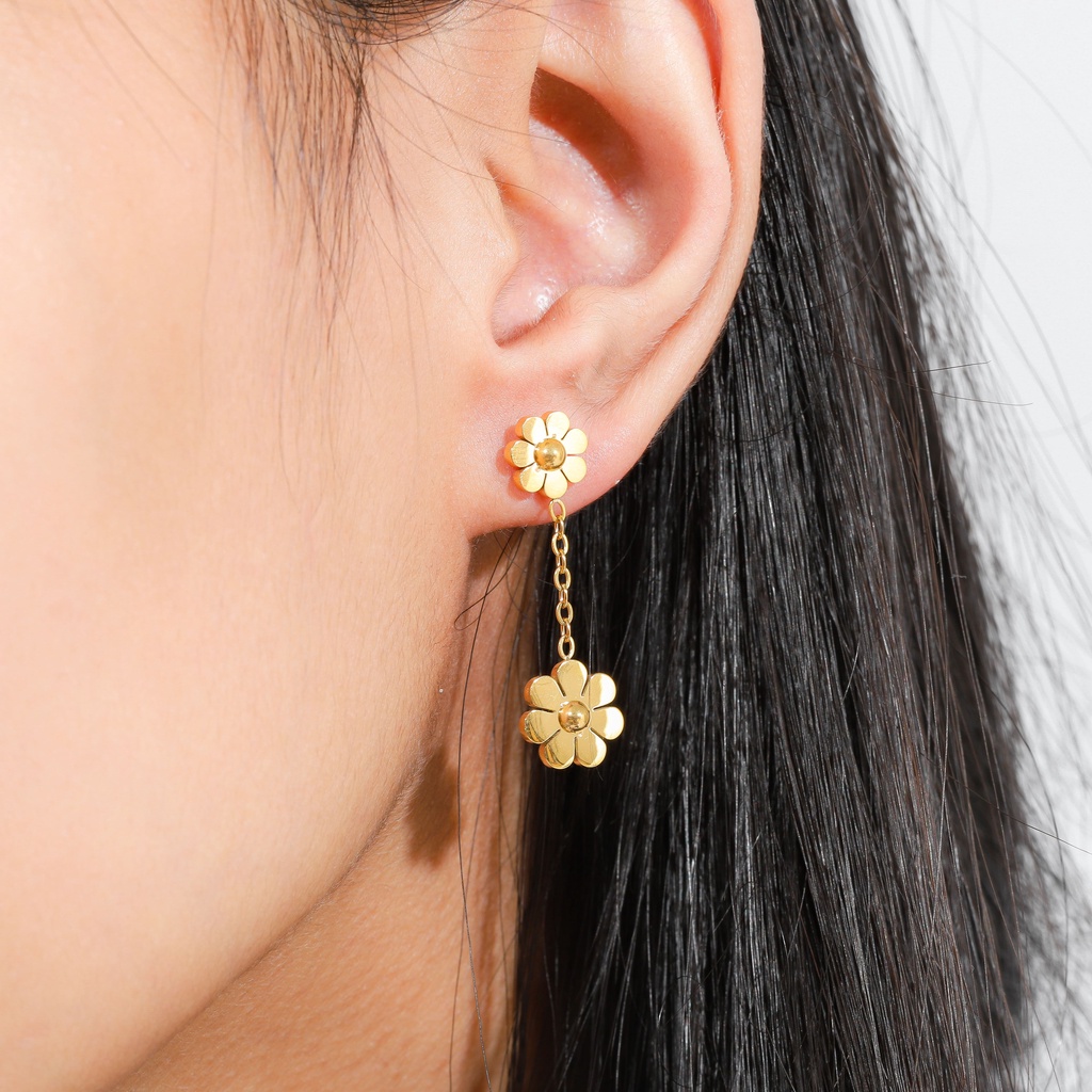 Panlandwoo Anting Panjang Titanium Wanita Double Daisy