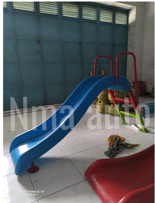  Perosotan Anak Fiber Premium 1,7m Fullset Tangga