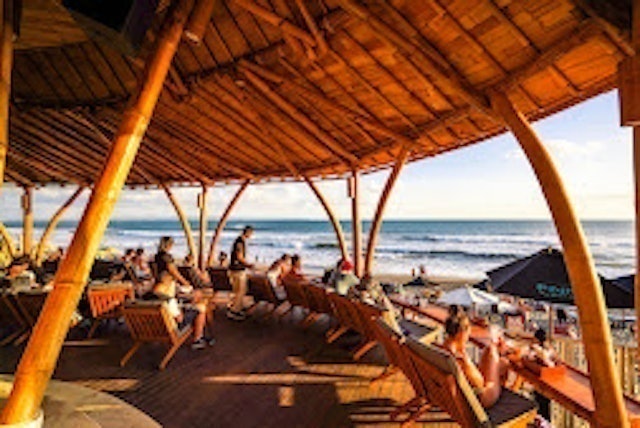 Finns Beach Club 5
