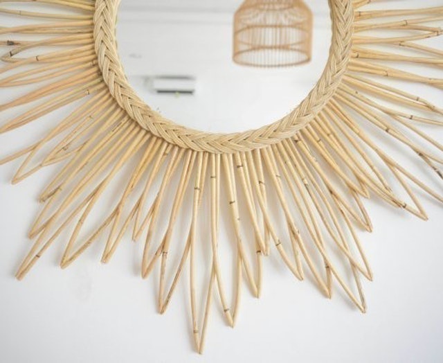 Uwitan Mentari Mirror