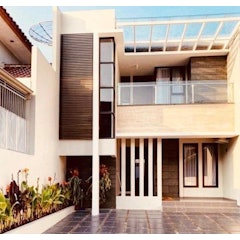 Platinum Setrasari Guest House Bandung with Private Pool 5BR