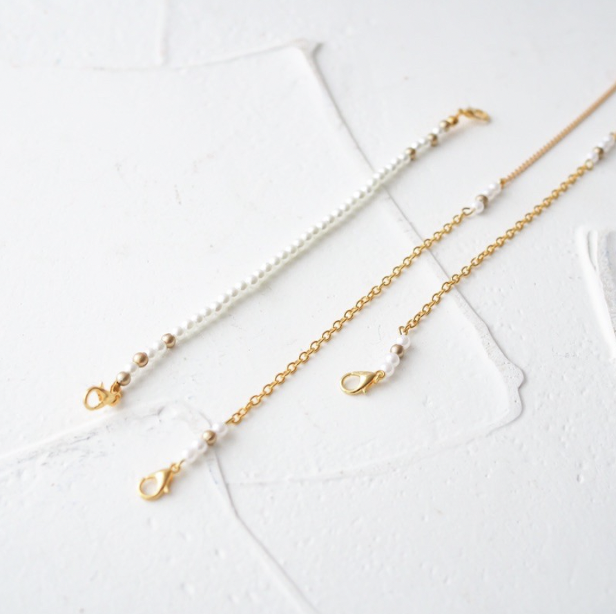 Missbigjillacc White Beads Hijab Strap Mask Set with Connector