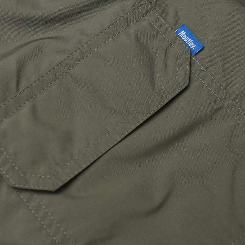 Moutley Broadshort Move 3