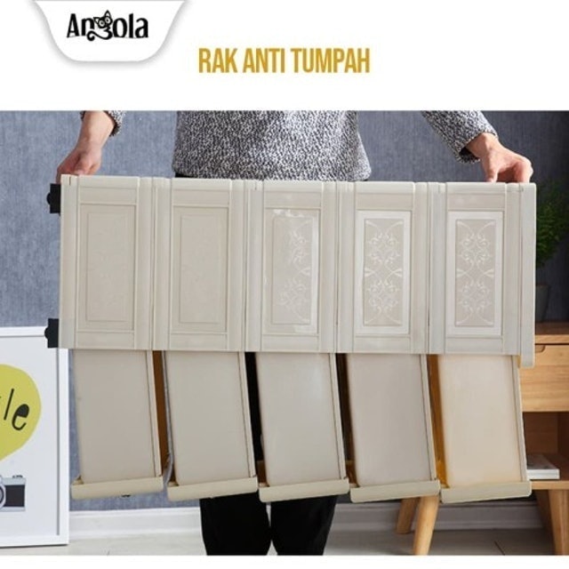 Angola Lemari Plastik C04
