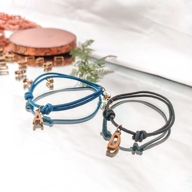 Gelang Nama Satu Inisial Huruf 4