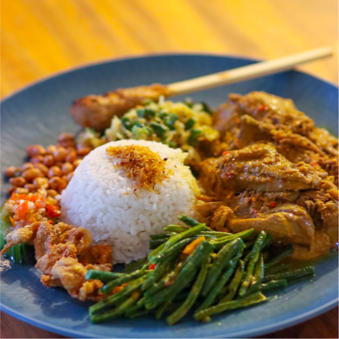Made's Warung 4