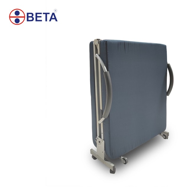 BETA Buttercup Folding Bed Navy 3