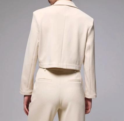  Love, Bonito Alya Boxy Crop Blazer Oat