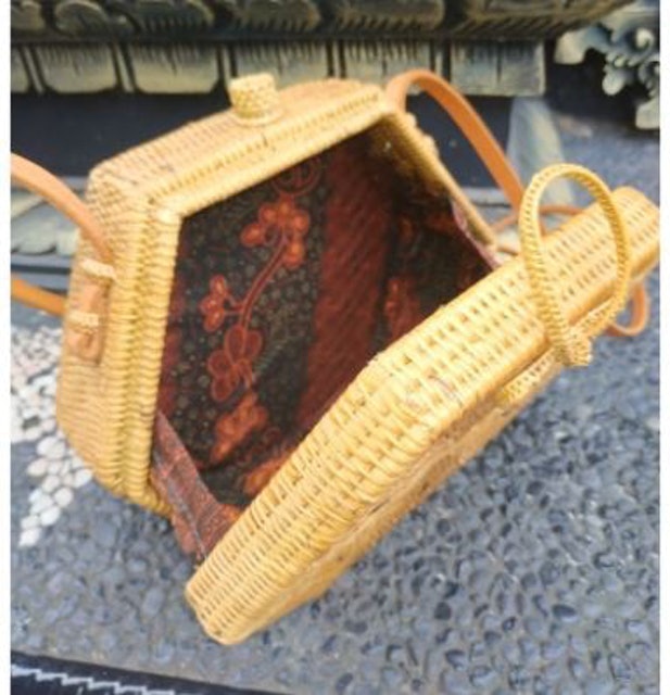  Tas Rotan Bali Segi Enam