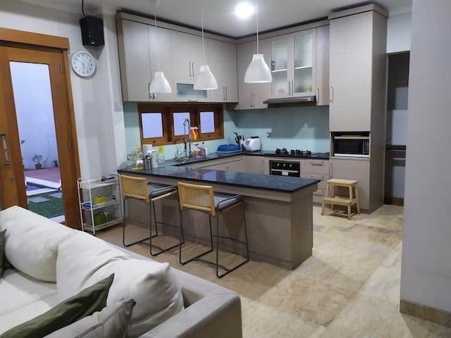 Villa Cantik Private Pool Dekat TB Simatupang (Khaila Villa) 2