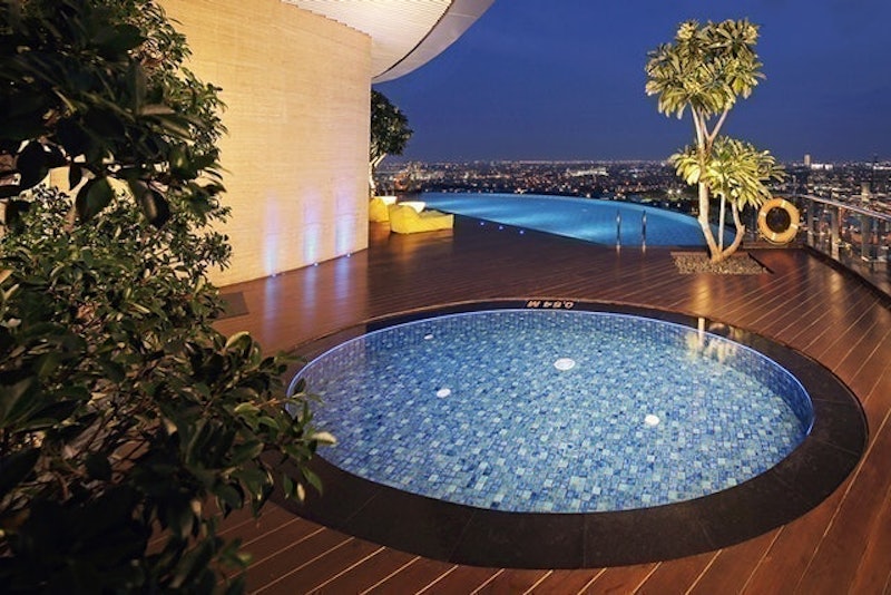 Hotel Ciputra World Surabaya 4