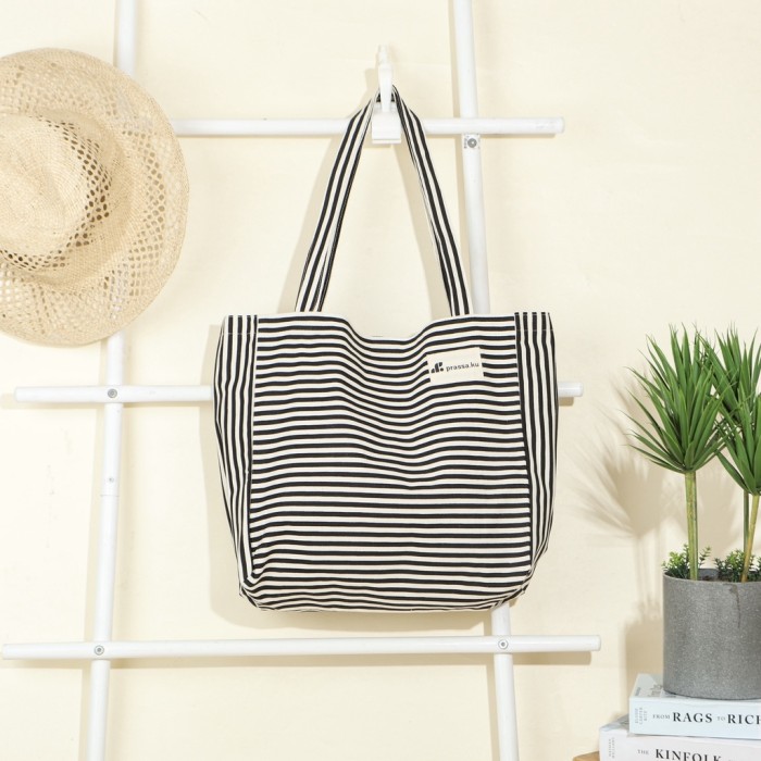 Prassa.ku Prassa.ku Totebag Canvas.ku Blaster 