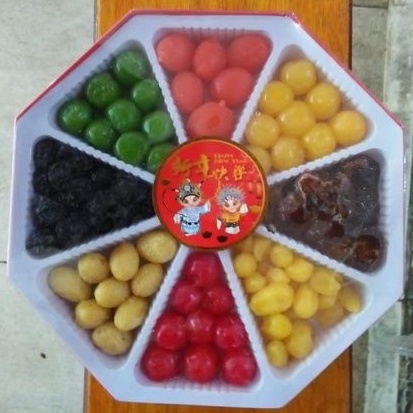 Manisan Buah Imlek Aneka Rasa Segi 8 / Pak Chen Kuo