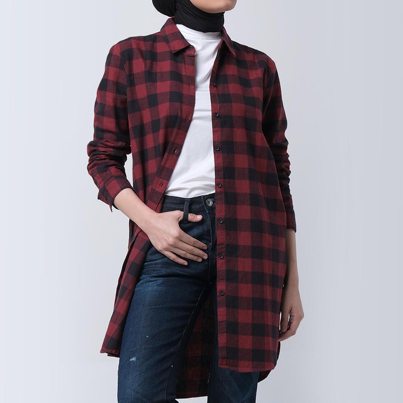 Surya Multi Laksana Logo Jeans Kemeja Wanita Zelda  24826L5RB