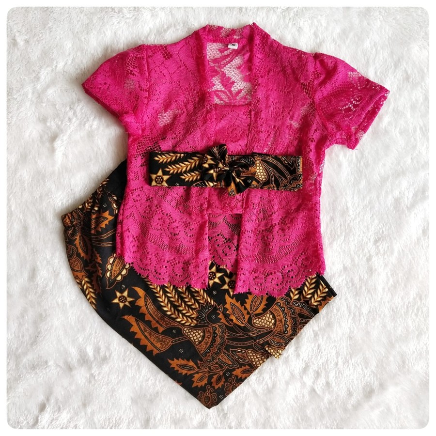 Kebaya Bayi Kutubaru Rok Span Panjang 