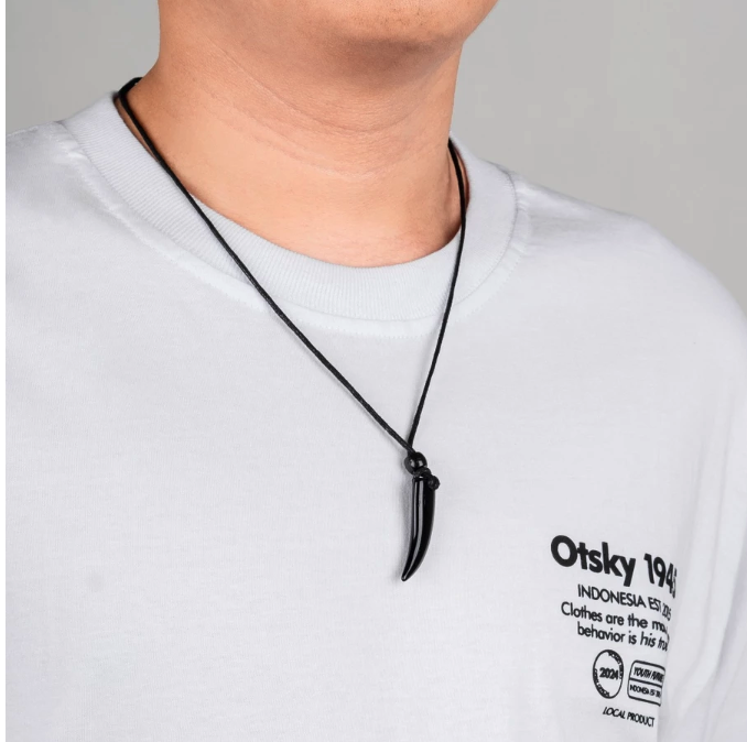 Otsky Black Fanc Necklace