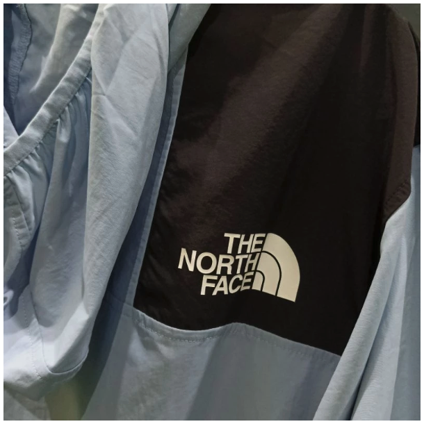 VF Corporation The North Face Men Seasonal 86 Mountain Jacket 