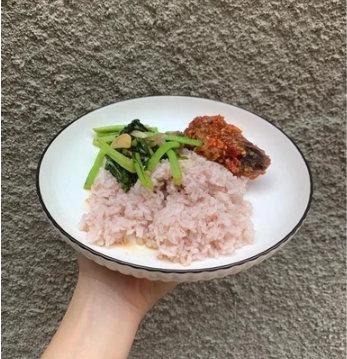  Shokuji Beras Merah