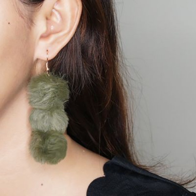  Tripple Pompom Earrings