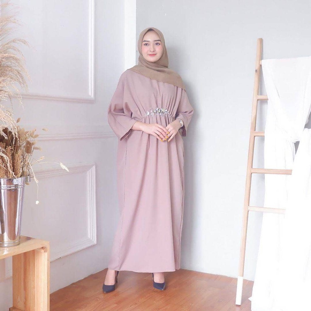 DEMEN OUTFIT  Maria Kaftan