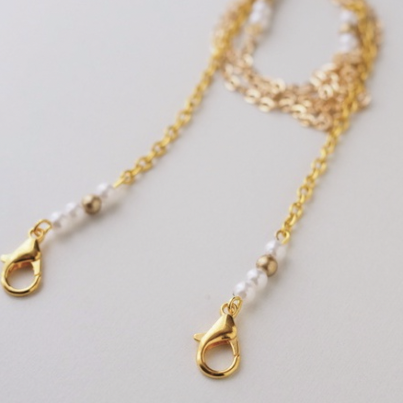 White Beads Hijab Strap Mask Set with Connector 4