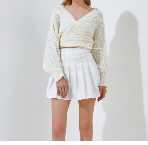  RUBI Knitwear Eloise Crop Sweater