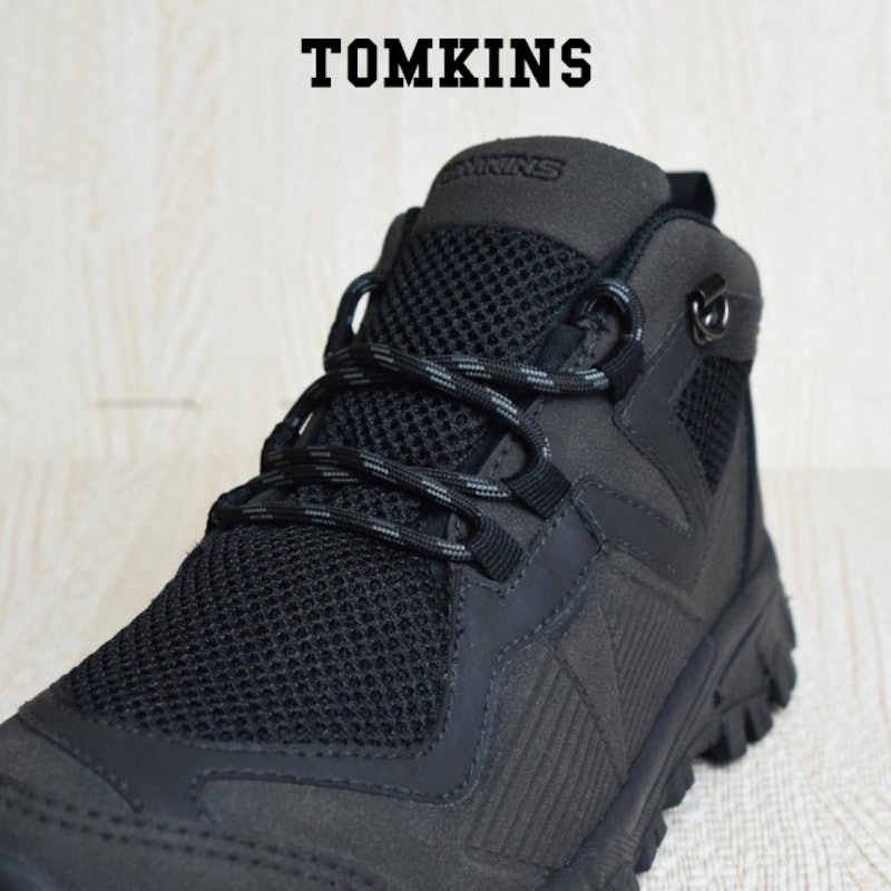 TOMKINS Roblox Hitam 3