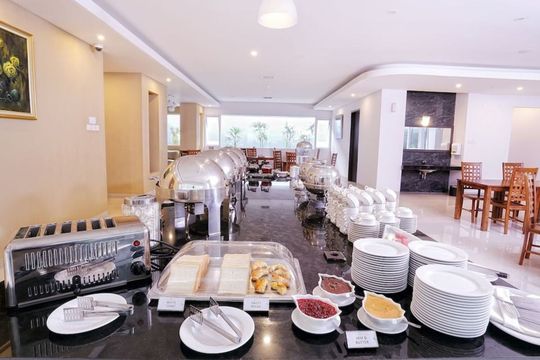 Kembang Hotel Bandung 5