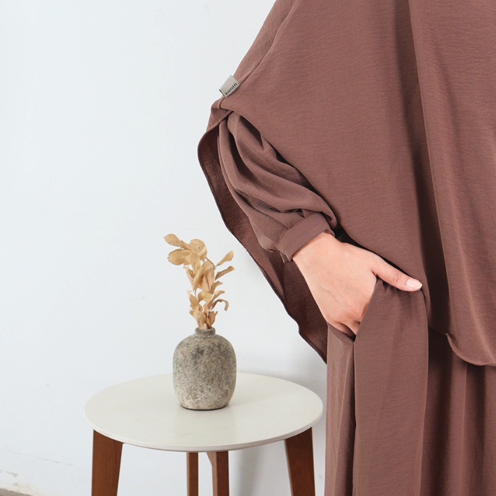 Umnawear  Ummayah Abaya Set Khimar