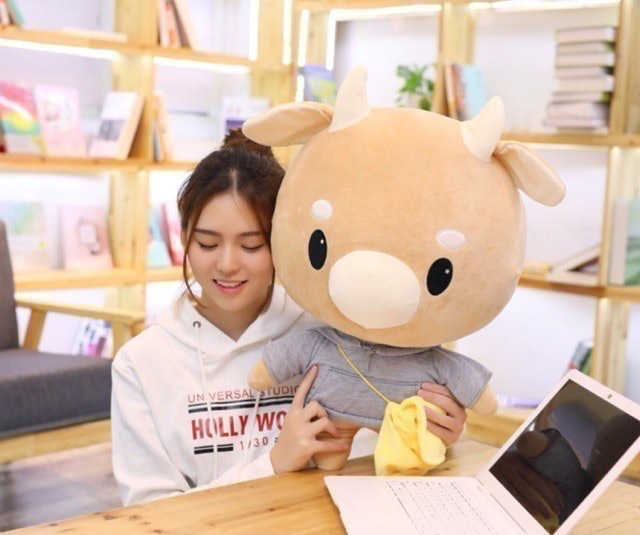 Boneka Hardworking Cow 80 Cm