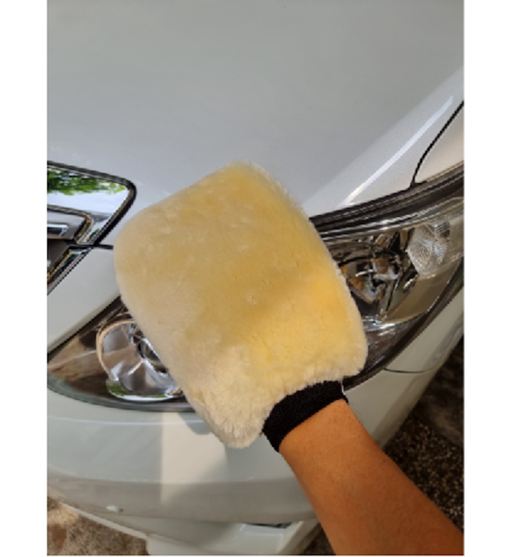 Lambs Wool Microfiber Wash Mitt 2