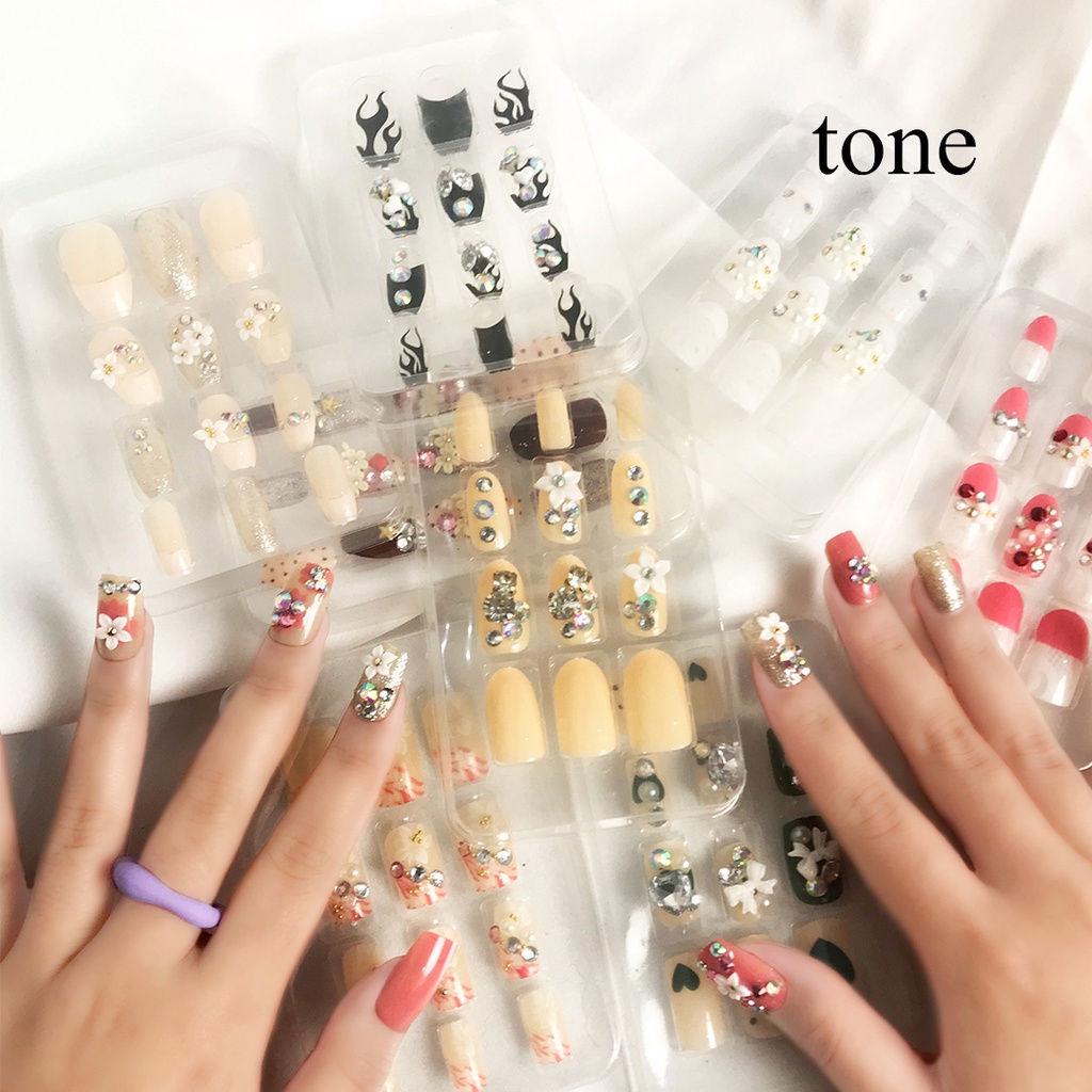 Tone Tone Fake Nails 3D Premium