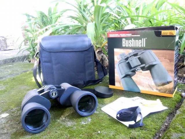 Bushnell PowerView 10-70 x 70 Binocular 131250
