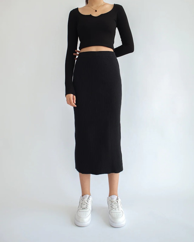 Sofia Ribbed Midi Skirt 3