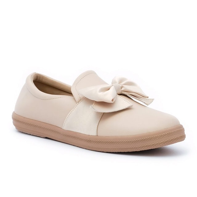 Amora Slip On
