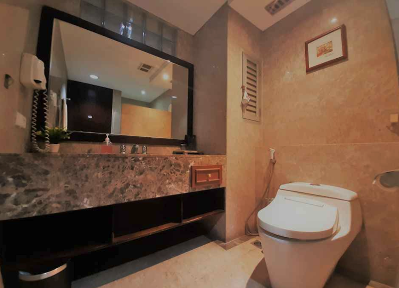 The Palais Dago Hotel 5