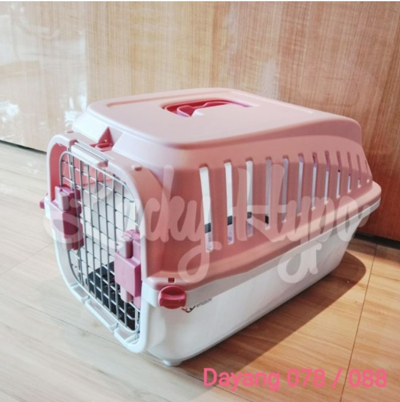 Pet Carrier 3