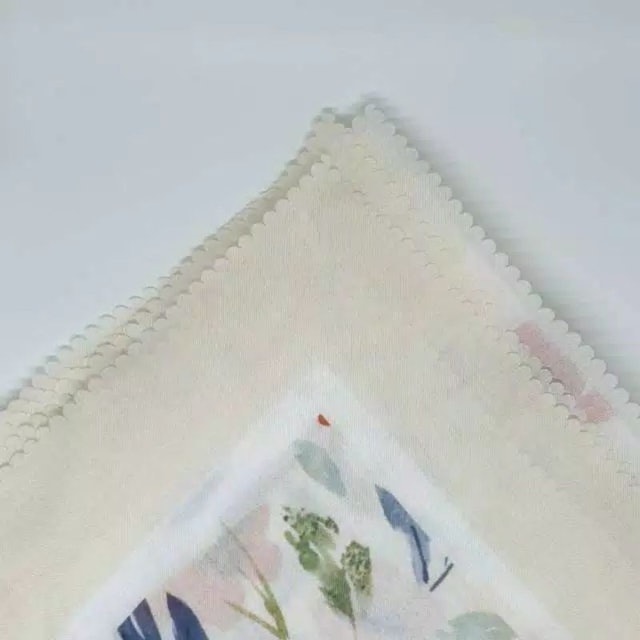 Paket 1 Hampers Square Premium Voal Scarf dan Masker 2