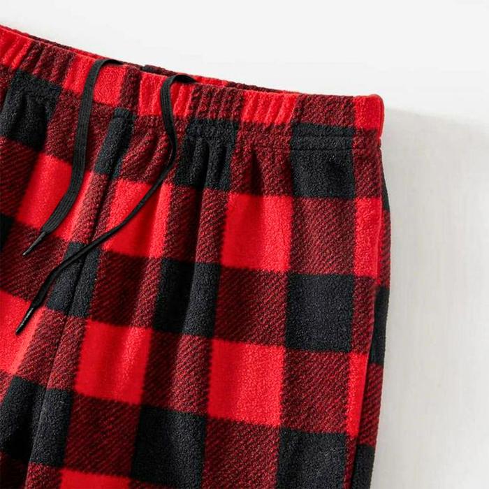  Bigly Holiday Checkered Plaid Relaxed Pants Merah