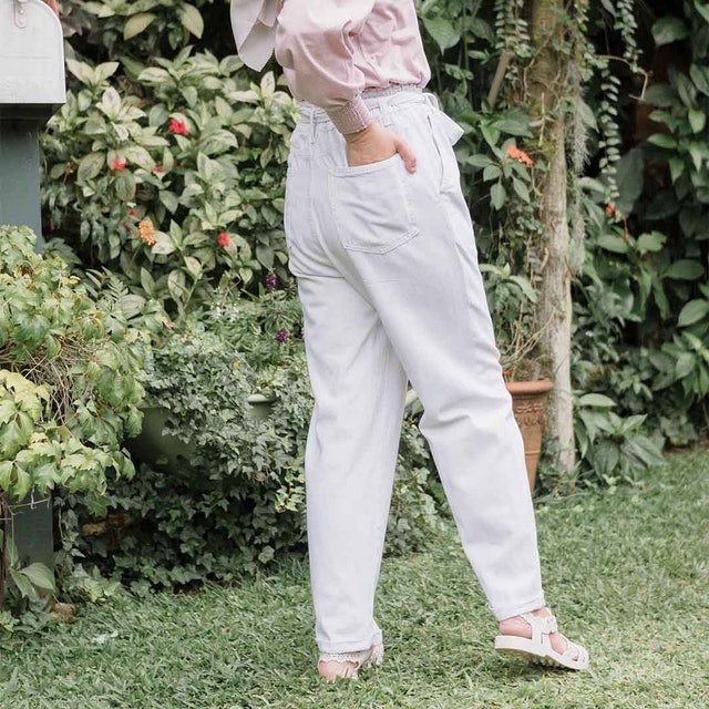 Cleora Broken White Jeans Pants 4
