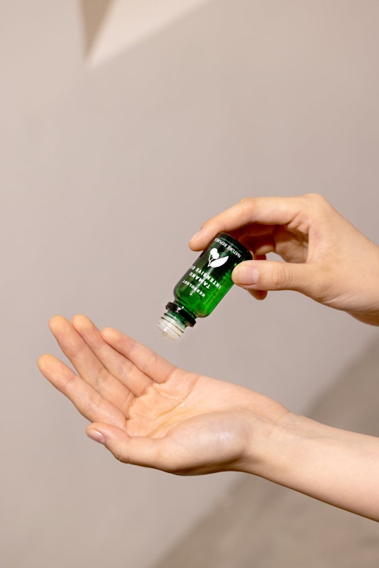 Nature Republic Herbology Tamanu Intensive Oil 4