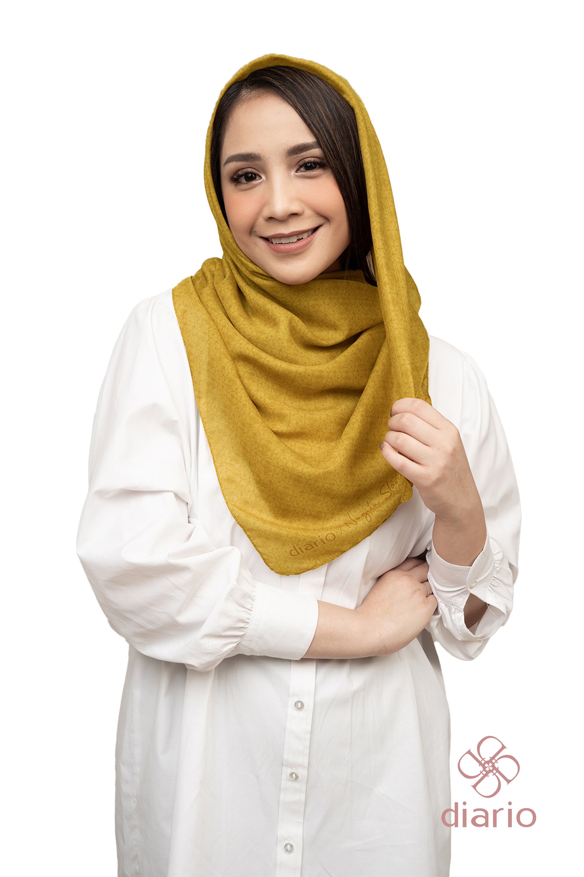 Diario Diario x Nagita Slavina - Ultrafine Plain Scarf Kerudung Segi Empat