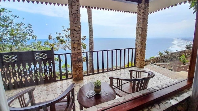 Edge Resort Yogyakarta 3