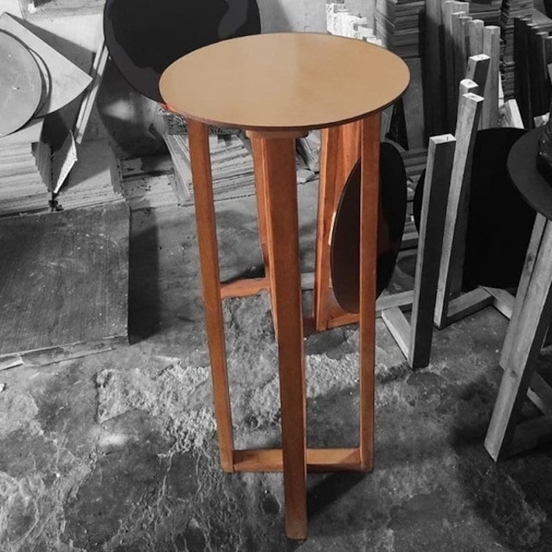 Meja Bar Minimalis Bulat Tinggi Scandinavian Japandi 4