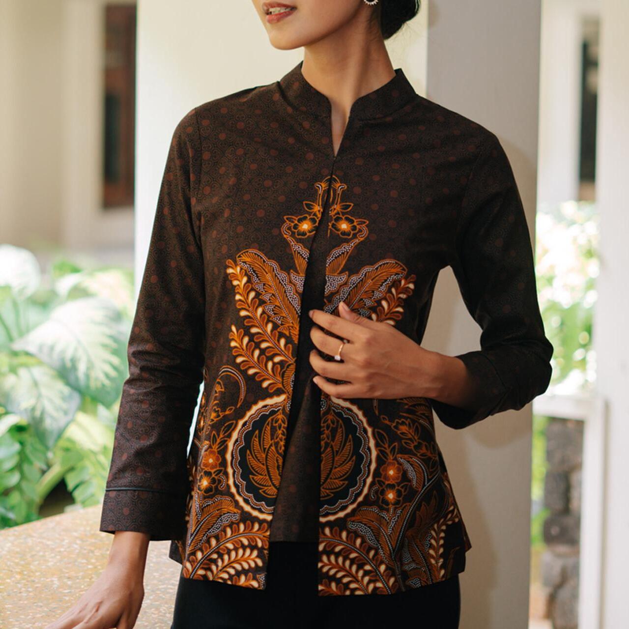  Hadinata Batik Farah Fajri Blouse Batik Wanita Lengan Panjang 