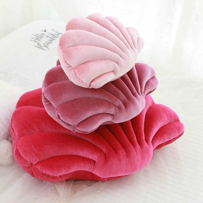Bantal Sofa Bentuk Kerang 3