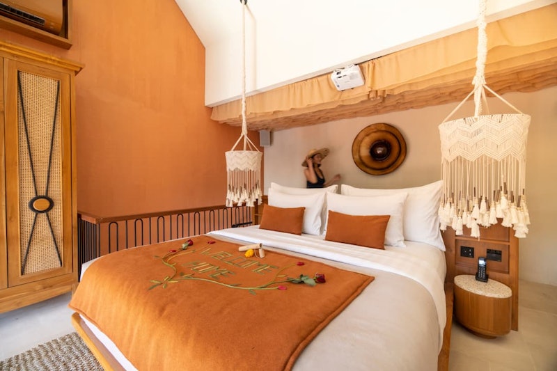 Cyrus Villa 3